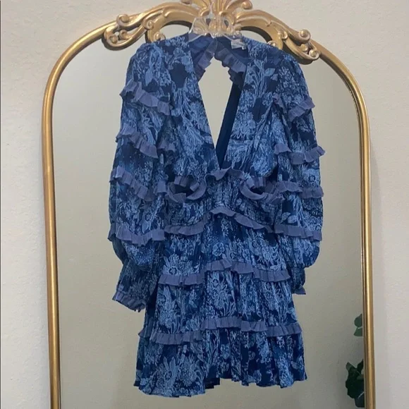 Elliatt Alvernia Ruffle Long Sleeve Mini Dress in Navy Blue Size XL